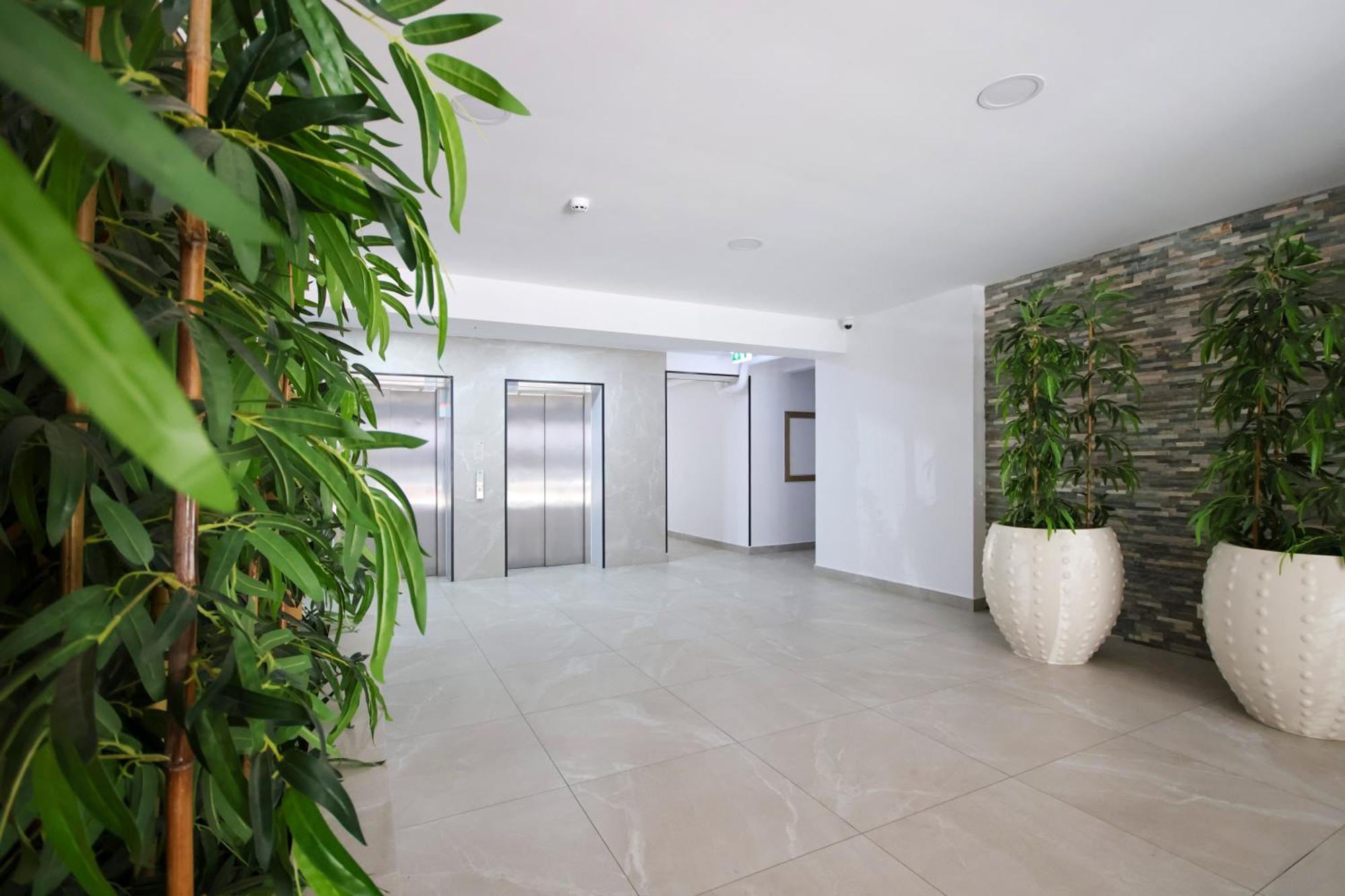 Apartment Hils Pallady *